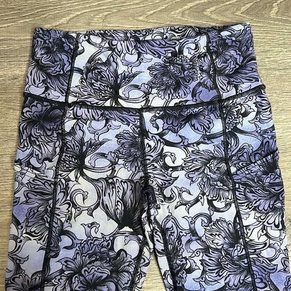 Lululemon Fast and Free High-Rise Crop 19” *7 Pocket Capris Sz 6 - Picture 4 of 11